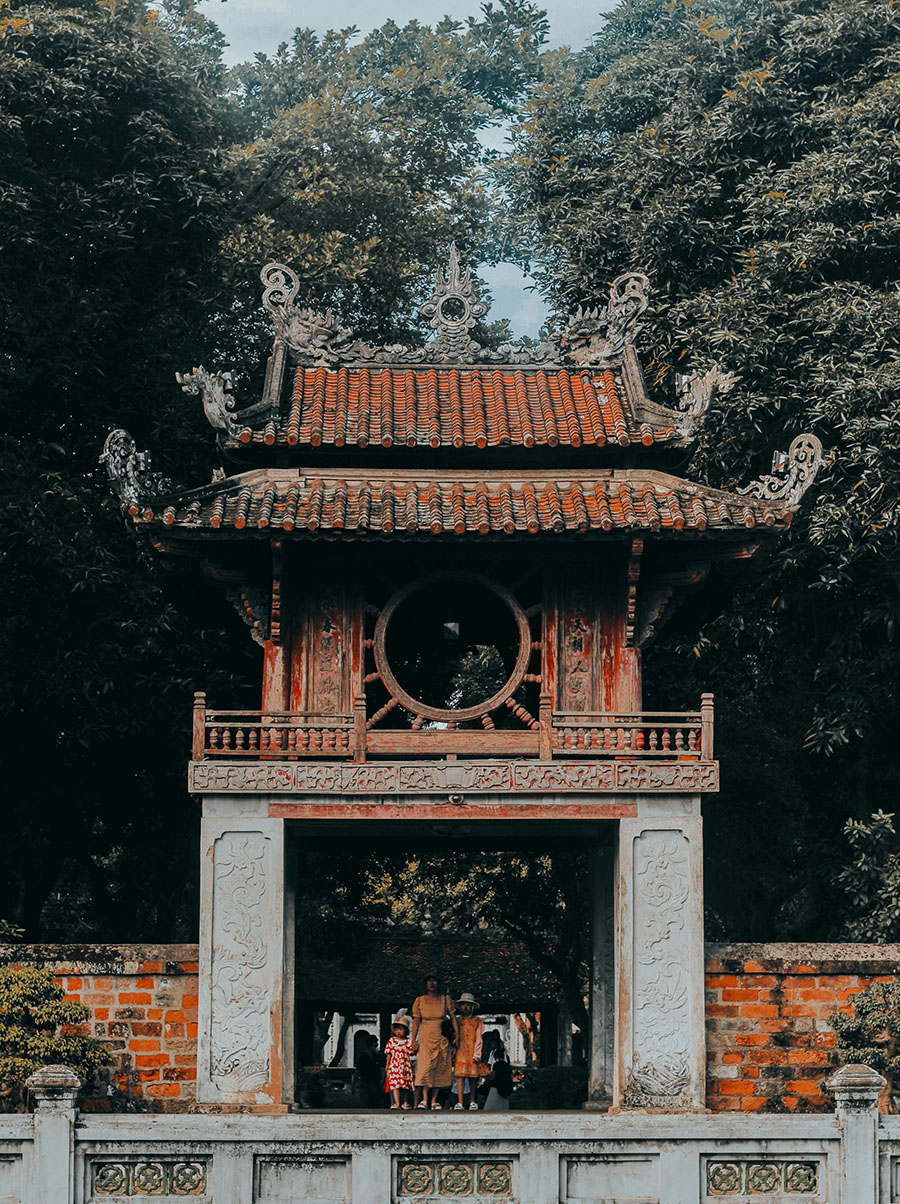 Vietnam Discovery And Beach Tour - Vietnam Essentiel Travel - Van Mieu