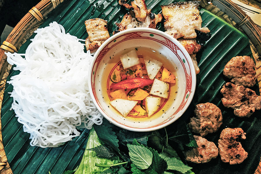 Vietnam Esstiel Travel - Vietnam itinerary 21 days - Bun Cha Hanoi